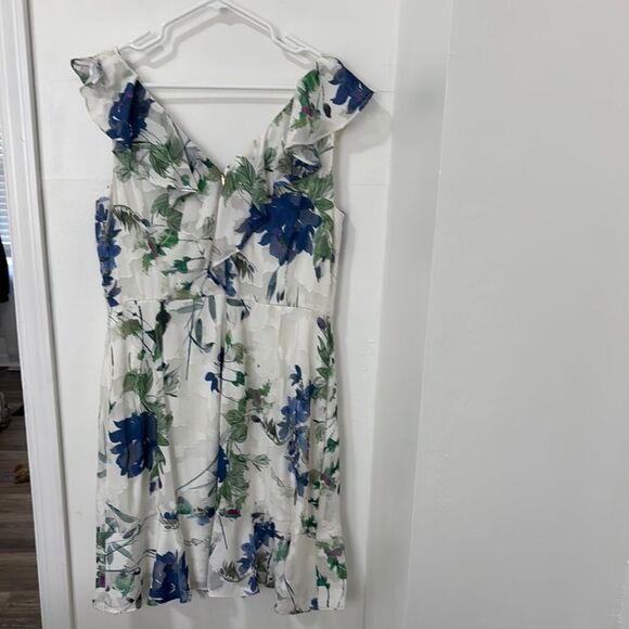 DKNY Floral Ruffle Dress - Blue and Green Size 14 - Picture 2 of 7